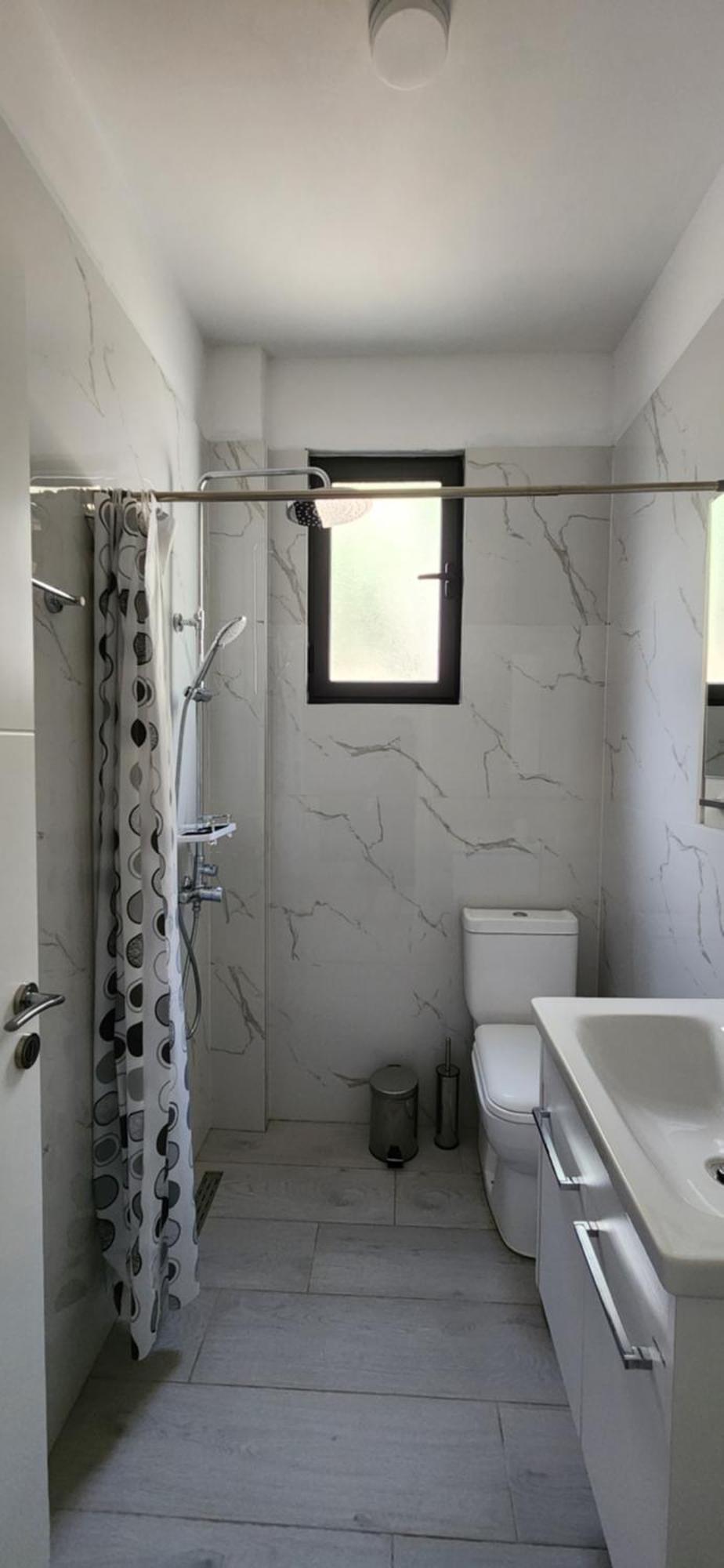 Duka Apartments Sarandë Esterno foto