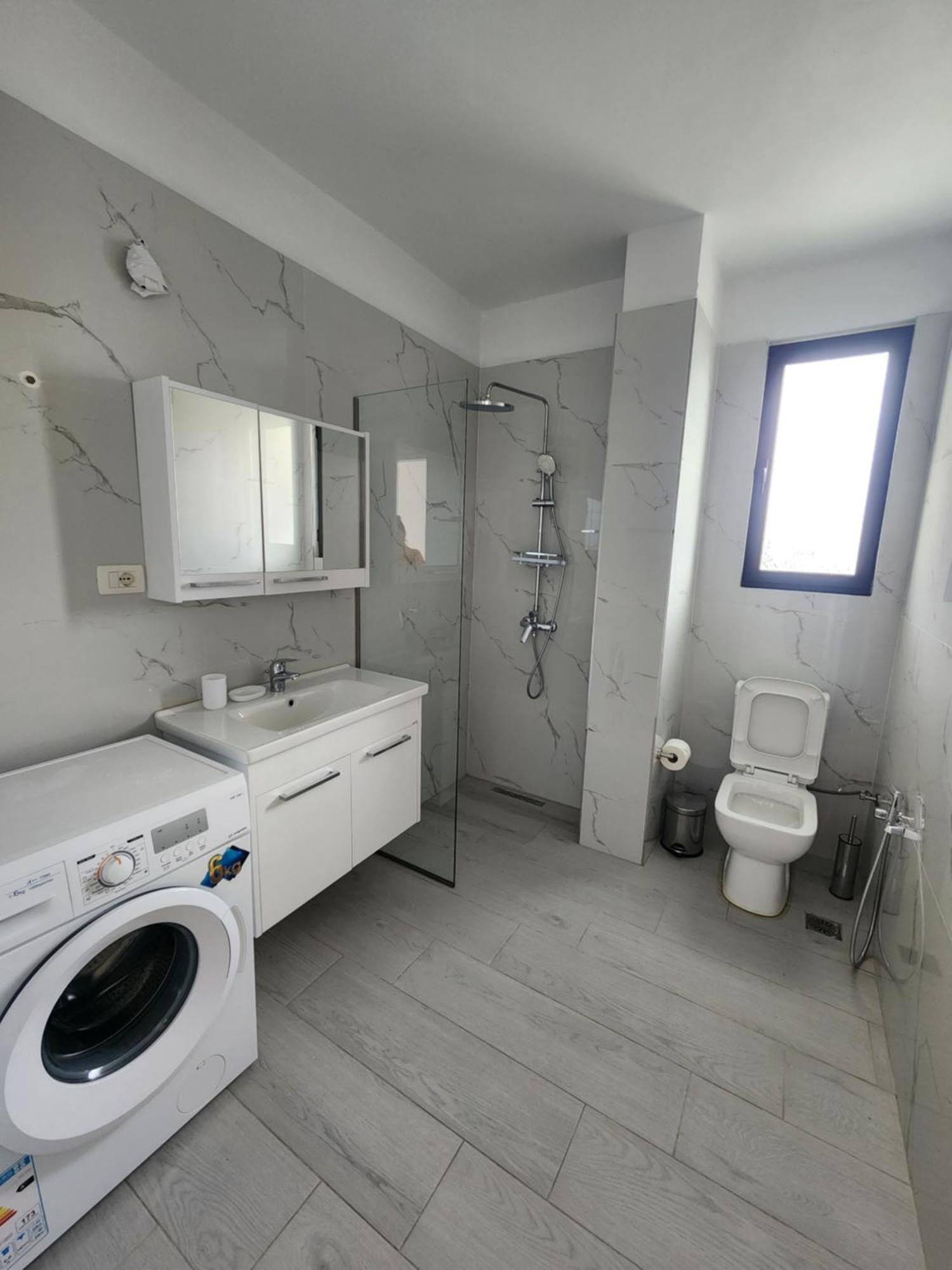 Duka Apartments Sarandë Esterno foto