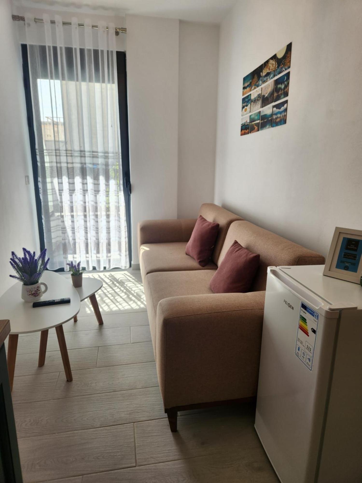 Duka Apartments Sarandë Esterno foto