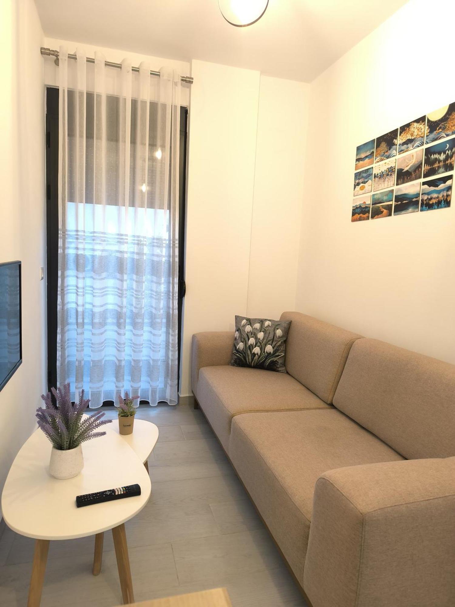 Duka Apartments Sarandë Esterno foto